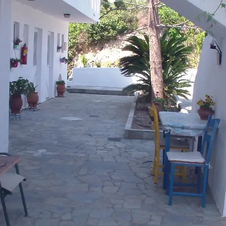 Creta Vassakis 2 *